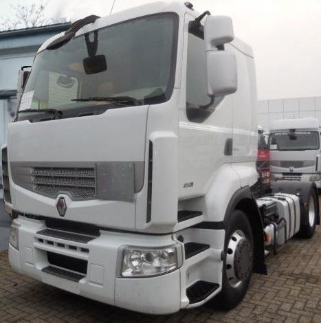 شاحنة بريميوم رينو