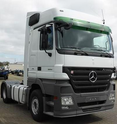 عدد 3شاحنة اكتروس