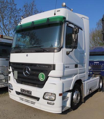 شاحنة اكتروس