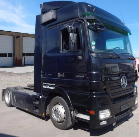 شاحنة اكتروس