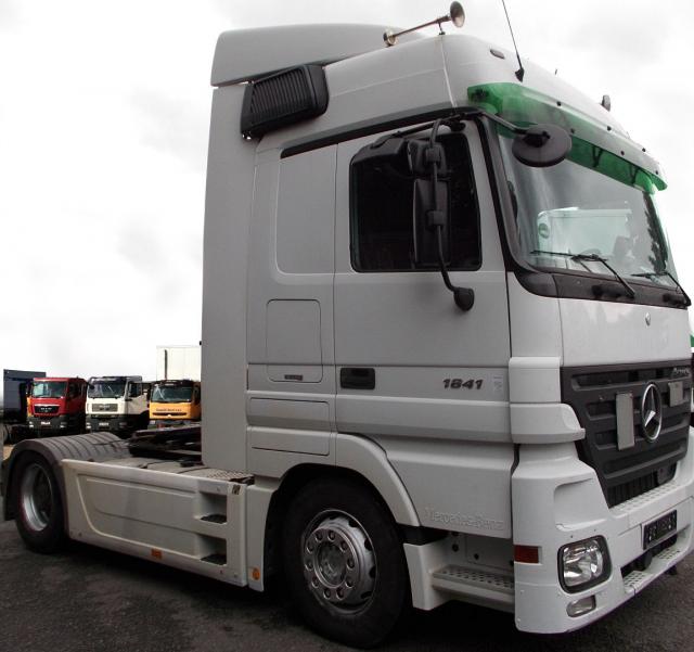 شاحنة اكتروس