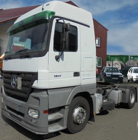 شاحنة اكتروس