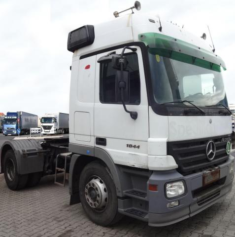 شاحنة اكتروس