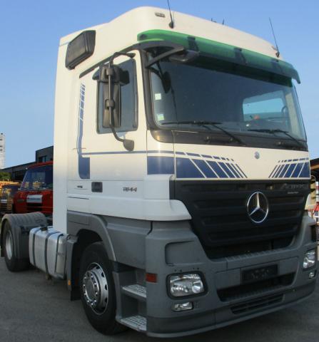 شاحنة اكتروس