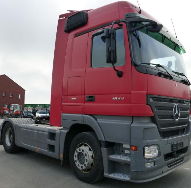 شاحنة اكتروس