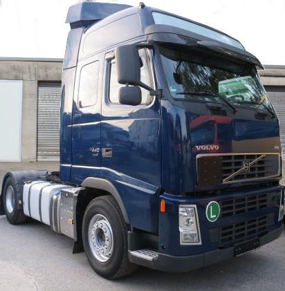 شاحنة فولفو