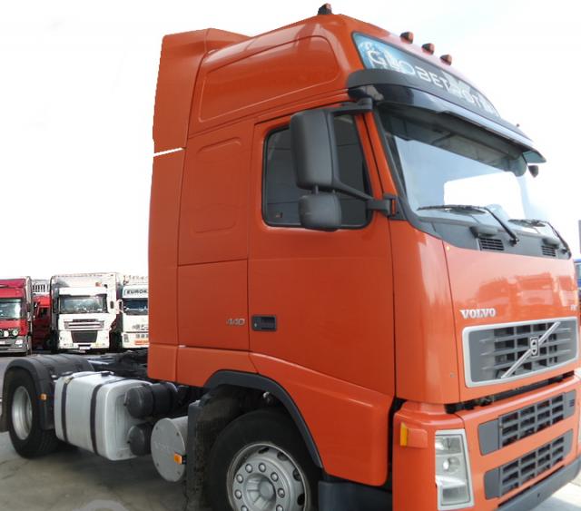 شاحنة فولفو