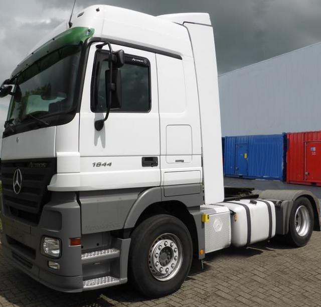 شاحنة اكتروس