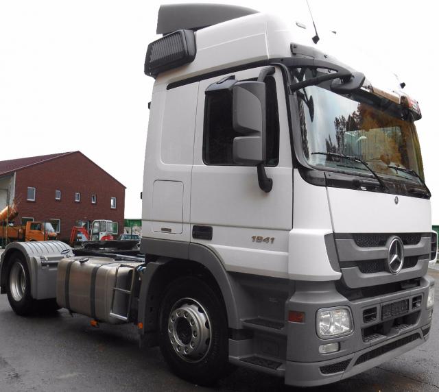 شاحنة اكتروس