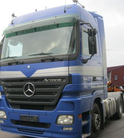 شاحنة اكتروس