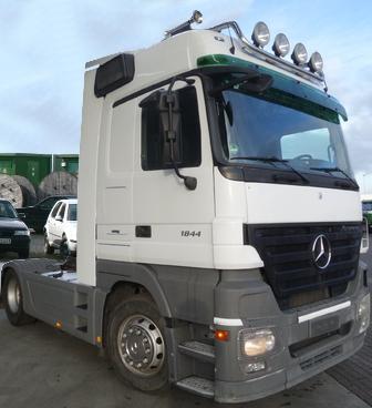 شاحنة اكتروس